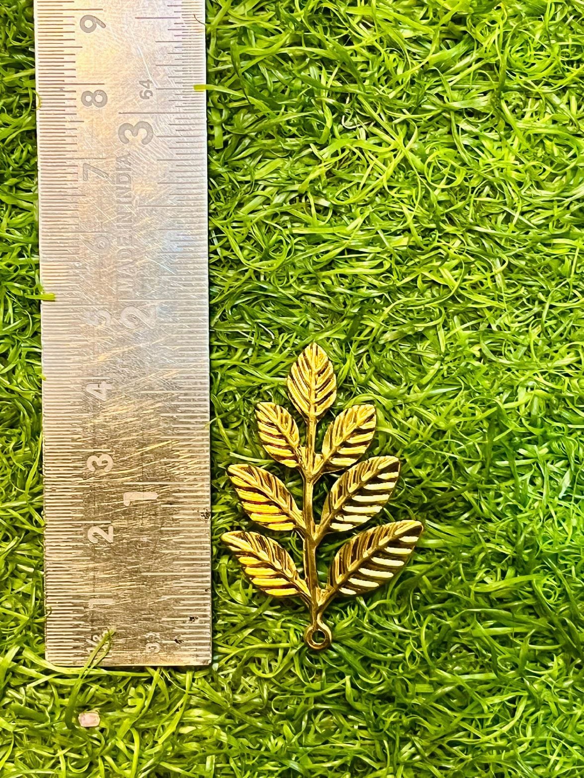 4.5cm golden leaf for resin art pooja thali