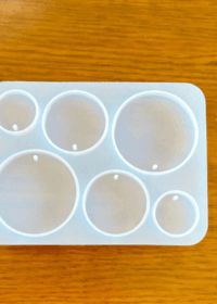 6 cavity round silicone mould